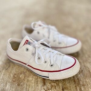 Converse All Stars in White, Size 6.